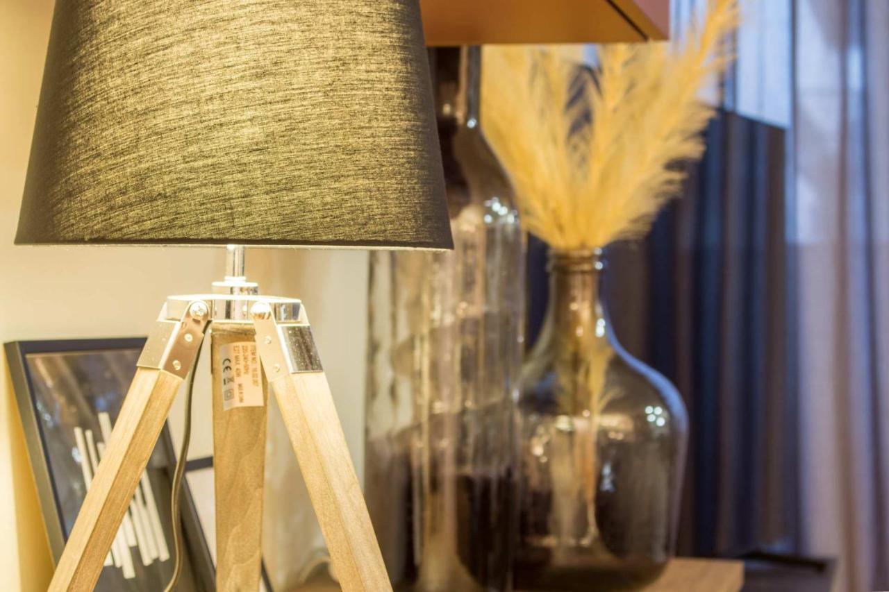 Ar Prestige Penthouse - Soho Apartment Bergamo Bagian luar foto