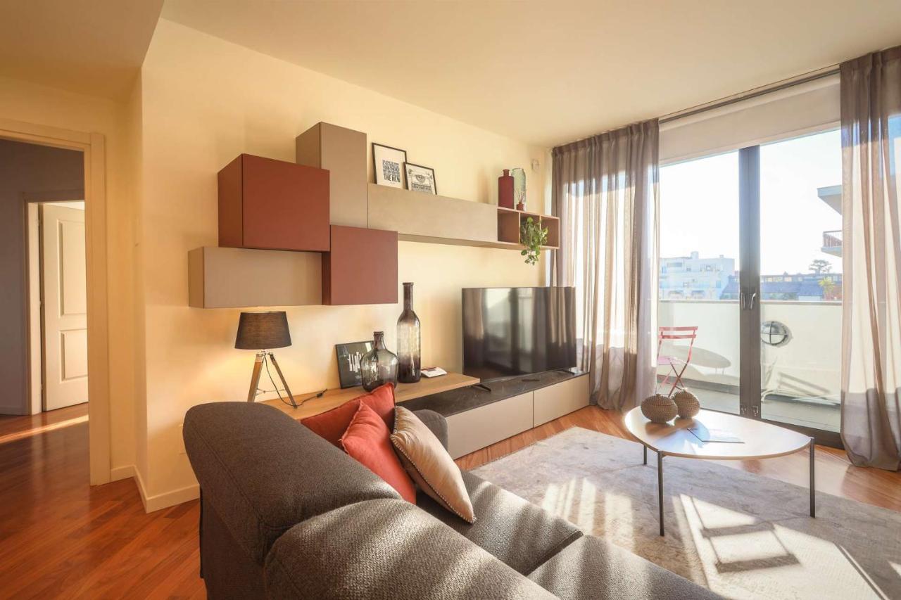 Ar Prestige Penthouse - Soho Apartment Bergamo Bagian luar foto