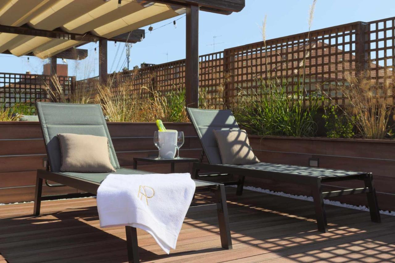 Ar Prestige Penthouse - Soho Apartment Bergamo Bagian luar foto