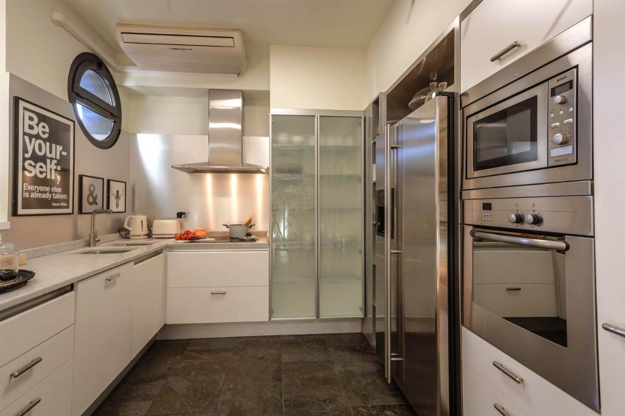 Ar Prestige Penthouse - Soho Apartment Bergamo Bagian luar foto
