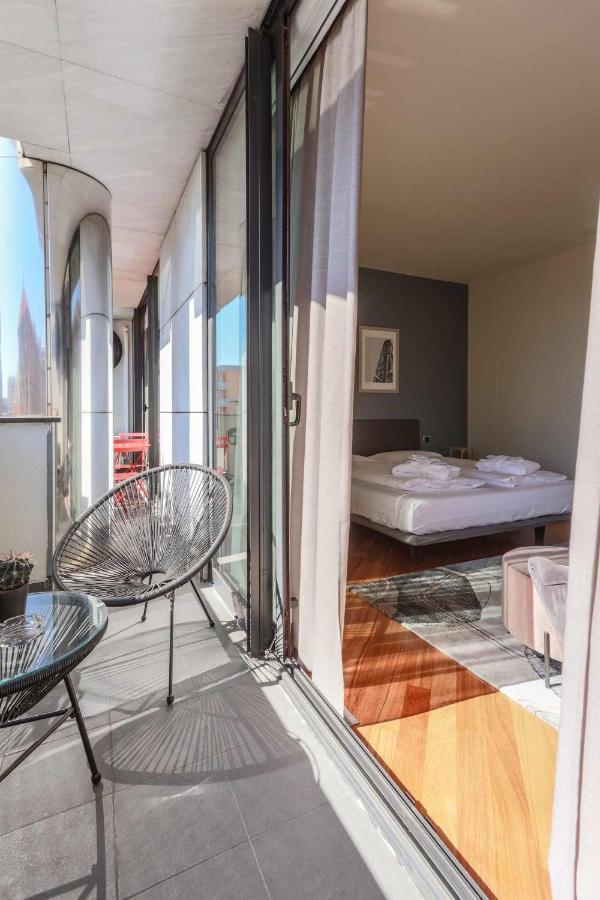 Ar Prestige Penthouse - Soho Apartment Bergamo Bagian luar foto